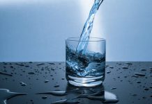 تاثیر نوشیدن آب بر کاهش وزن