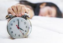 انسان واقعا به چند ساعت خواب نیاز دارد؟