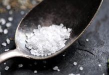 آیا نمک چاق کننده است؟