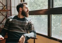 8 تجربه دوران کودکی که باعث می شود در بزرگسالی دوست صمیمی نداشته باشید! 8 تجربه دوران کودکی که باعث می شود در بزرگسالی دوست صمیمی نداشته باشید!