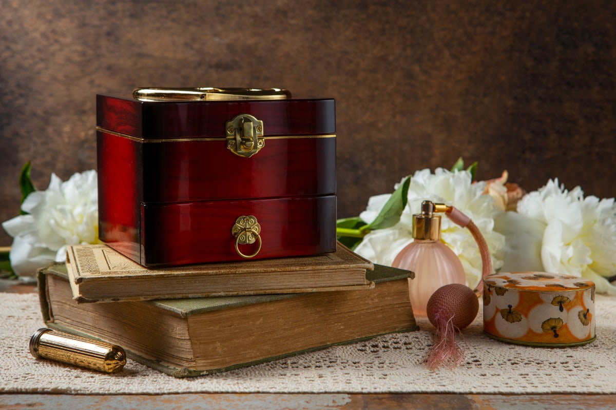 خوشبوترین و باکلاس ترین عطر زنانه
