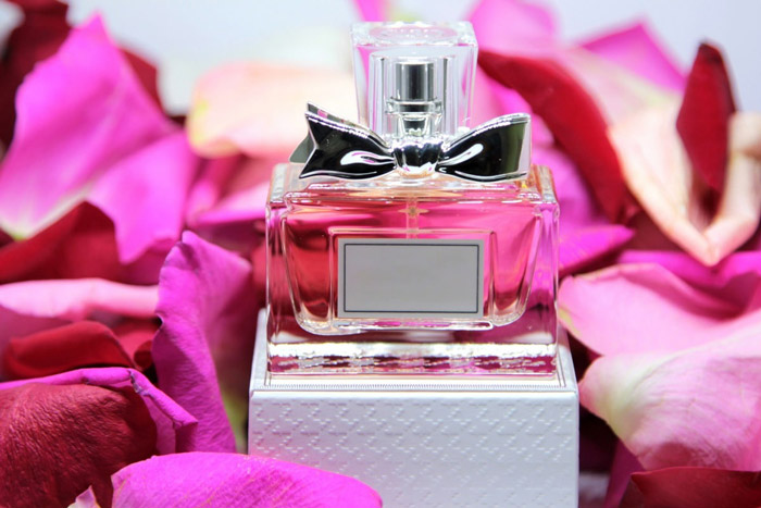 بهترین عطر فصل بهار تابستان زنانه
